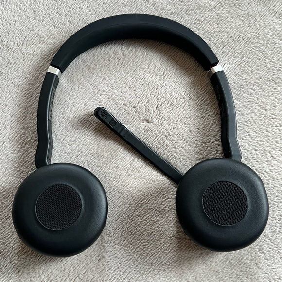 Jabra Evolve Bluetooth Headset - Picture 4 of 7